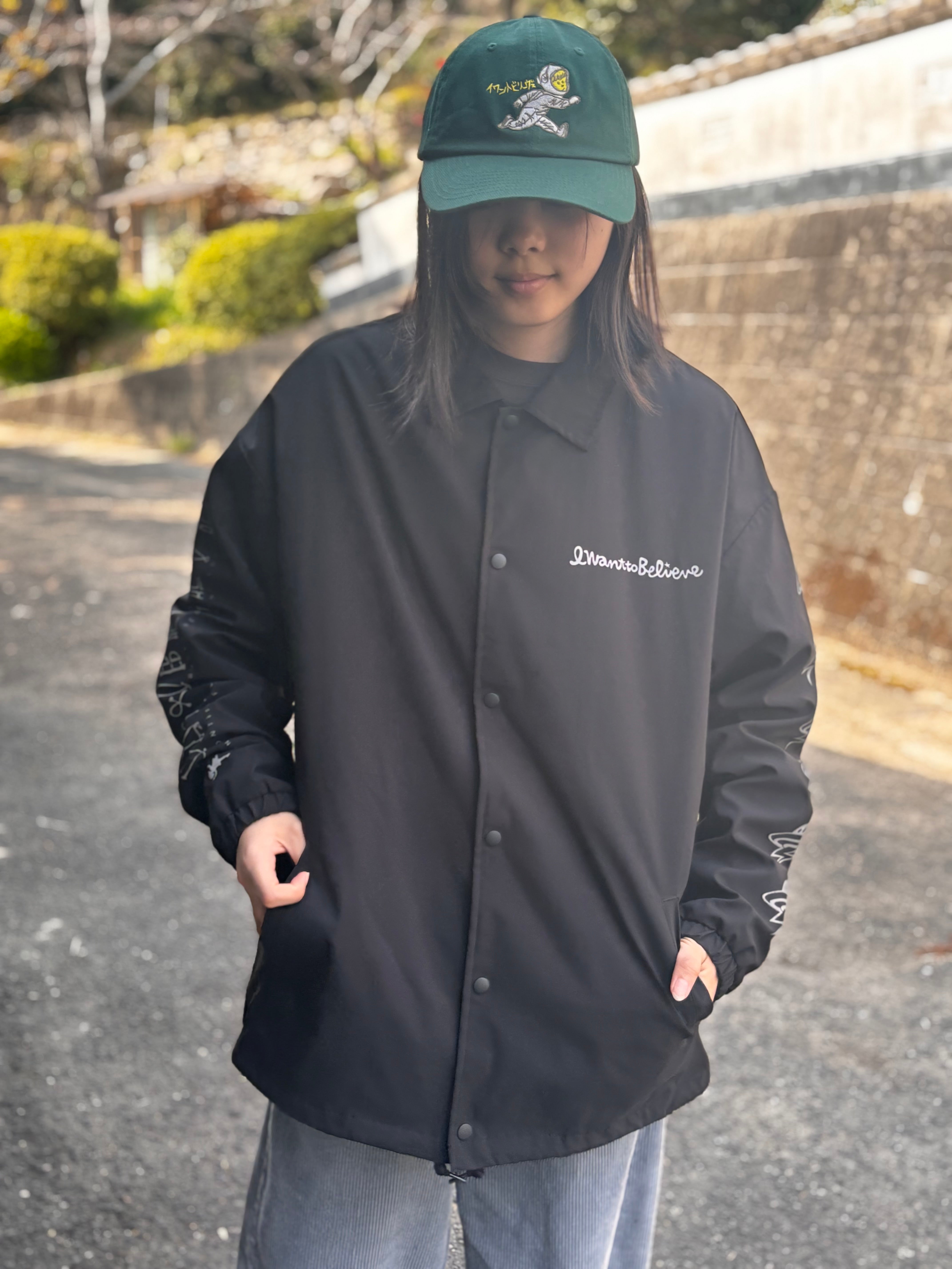 IWANTTOBELIEVE 定番のコーチジャケット。 BLACK – Iwantobelieve