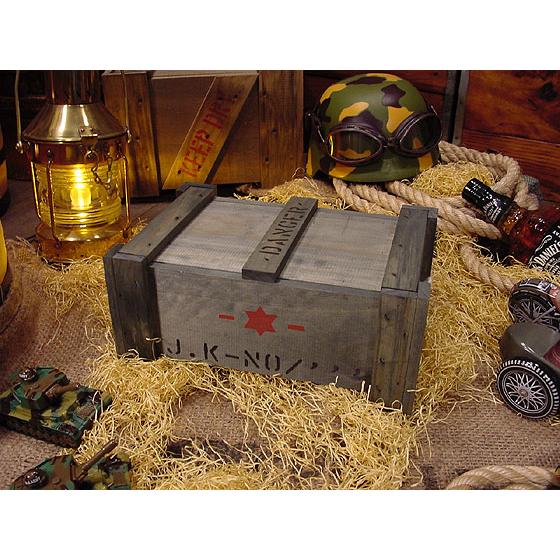 アメリカン レトロ ☆稀少な絶盤品☆ ミリタリーデンジャーウッド