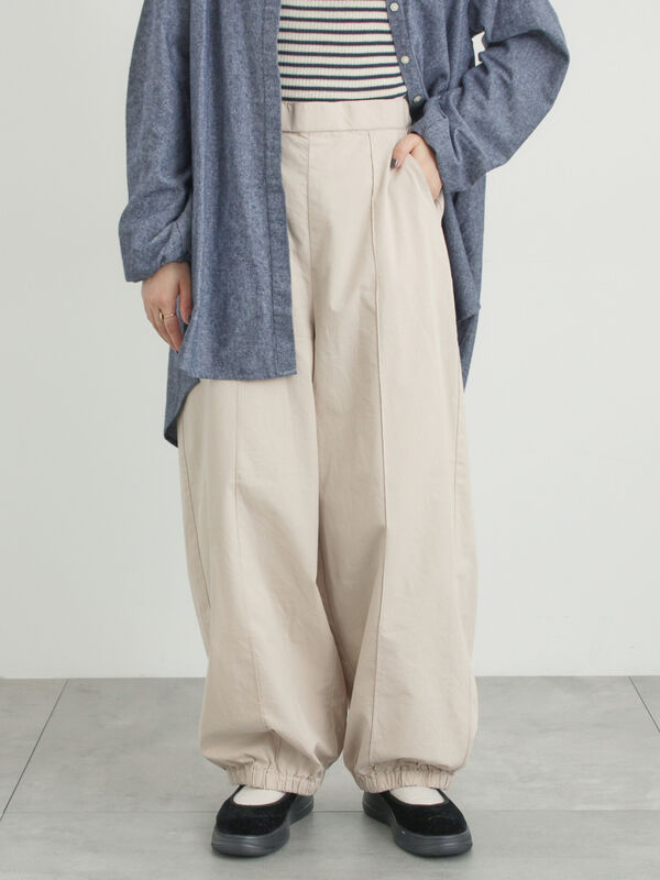 セール】 【M/Lサイズ】センターピンタック裾ギャザーパンツ