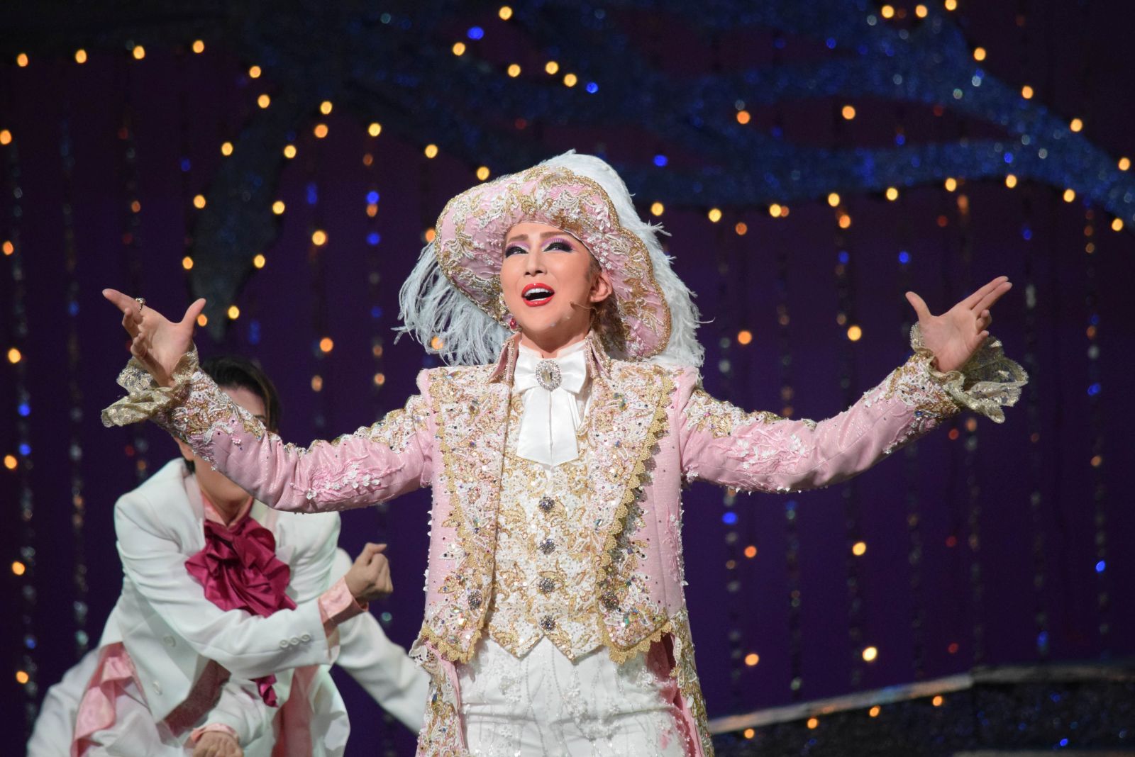 Takarazuka in Taiwan: Japanese Theater Group Mesmerizes Taipei and