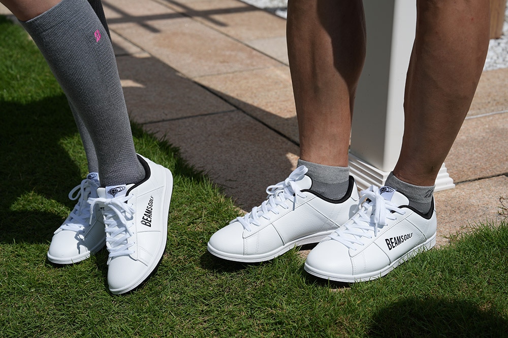 BEAMS GOLF ゼロ・スパイク バイター(23.5cm WK(白/黒)): ギア