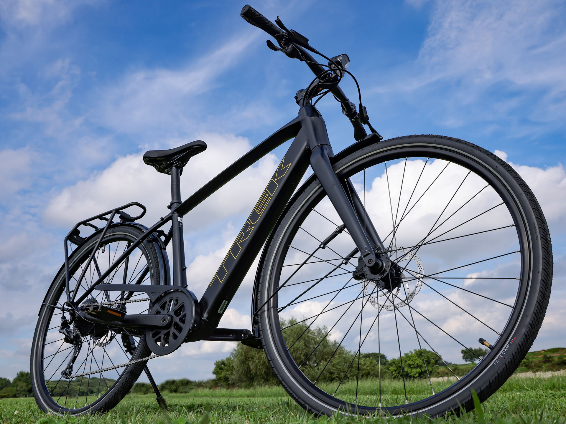 トレック新型e-bike「FX+ 2」は全部入りで日常使いにベストな1台