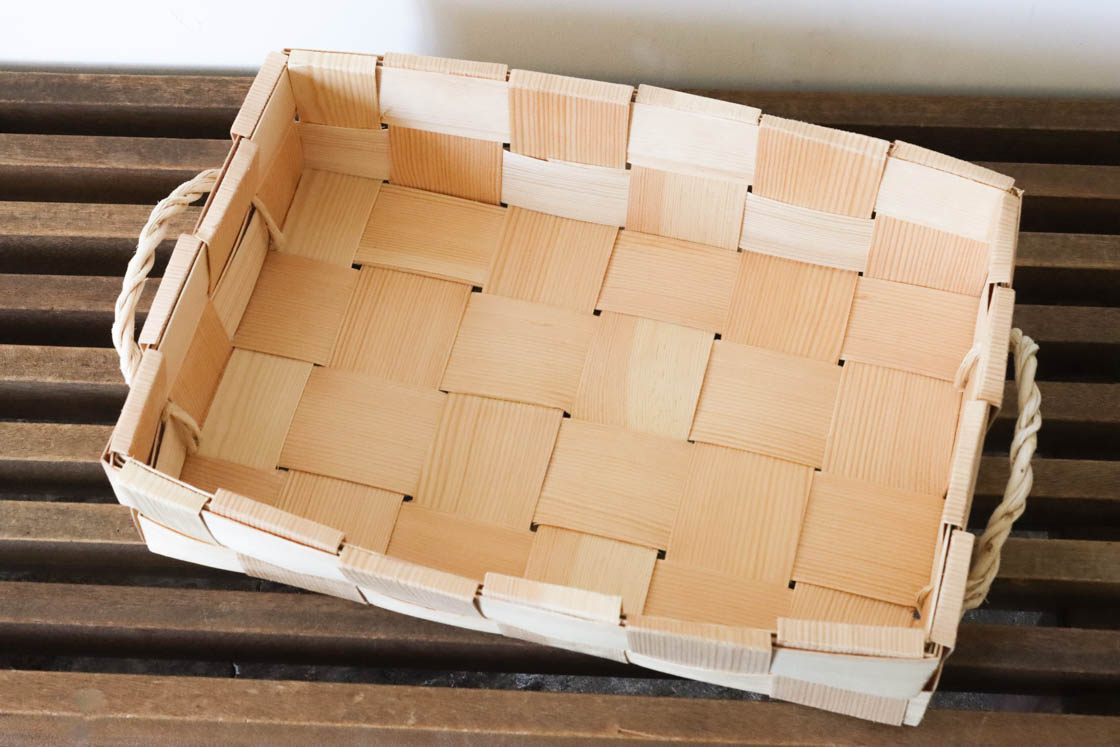 エストニア パイン 収納かご (浅)