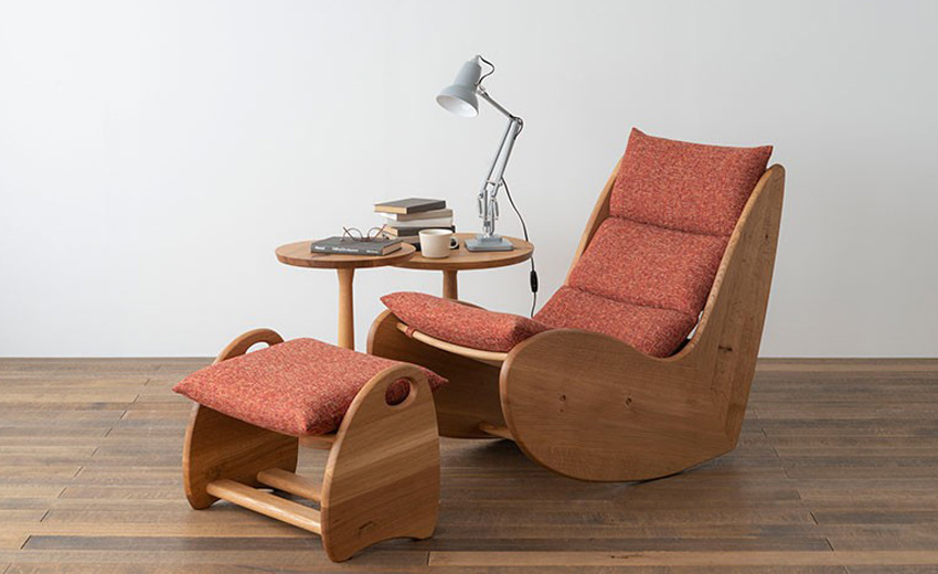 節の活かした温かみのあるデザイン「森のことば」のロッキングチェア