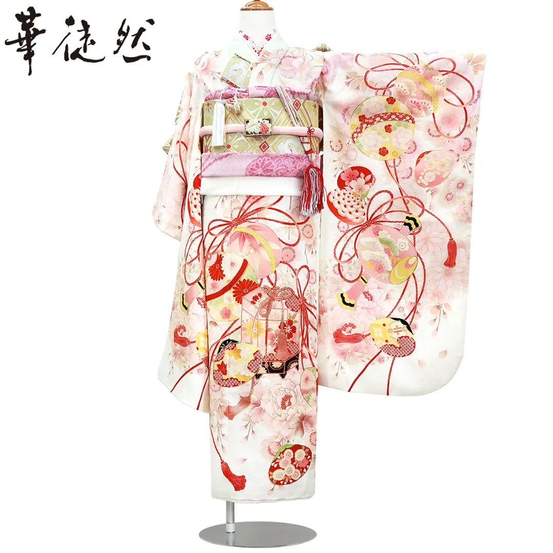 七五三着物レンタル／《華徒然》桜と薬玉・鞠・貝合の着物（ピンク