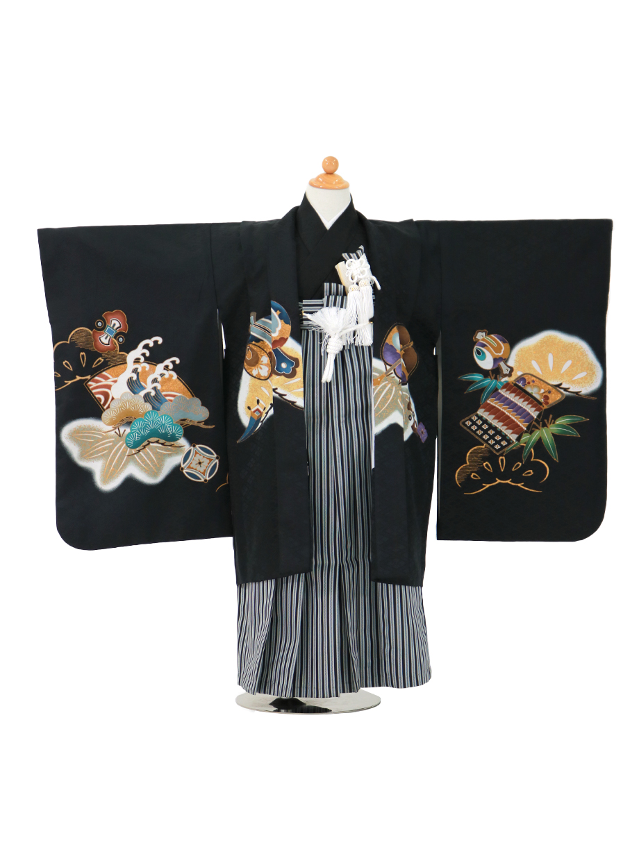 黒地に兜と松、黒縞の袴／七五三・五歳男の子・袴 | 宅配着物レンタル