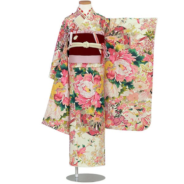 PR+》白地にピンクの牡丹と花車の着物／七五三・七歳女の子 | 宅配着物