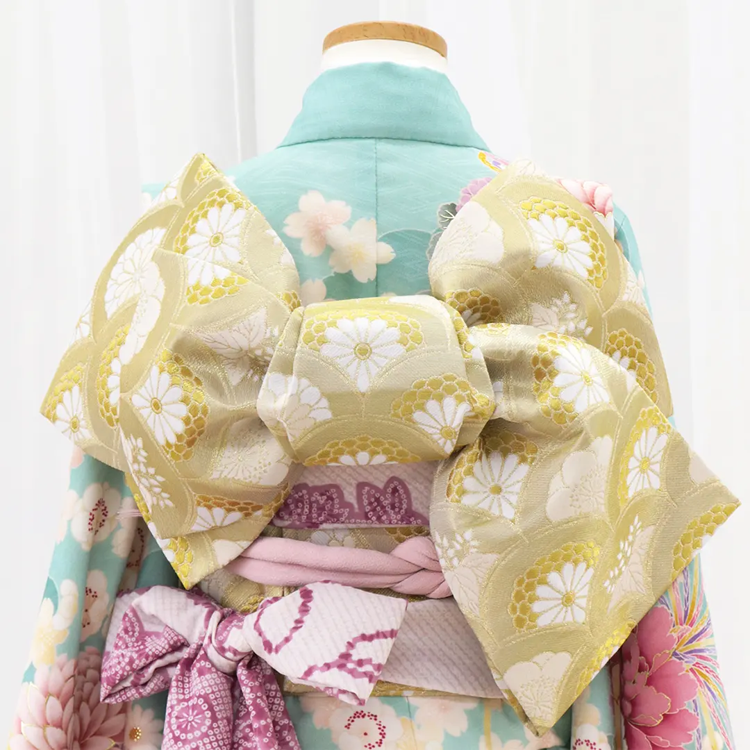 七五三着物レンタル／《華徒然》水色地に牡丹と源氏車の着物／七歳