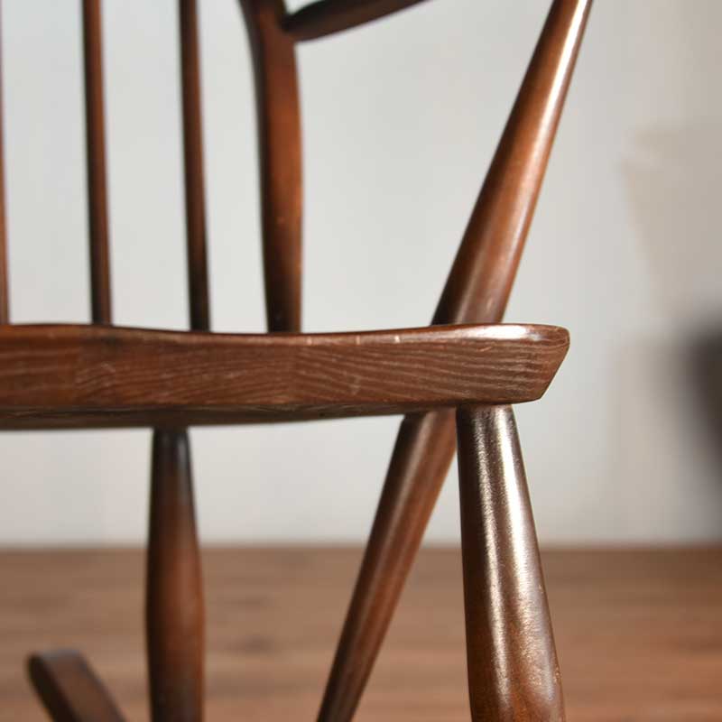 アーコール キッズ用ロッキングチェア – 神戸アンティークウェアハウス