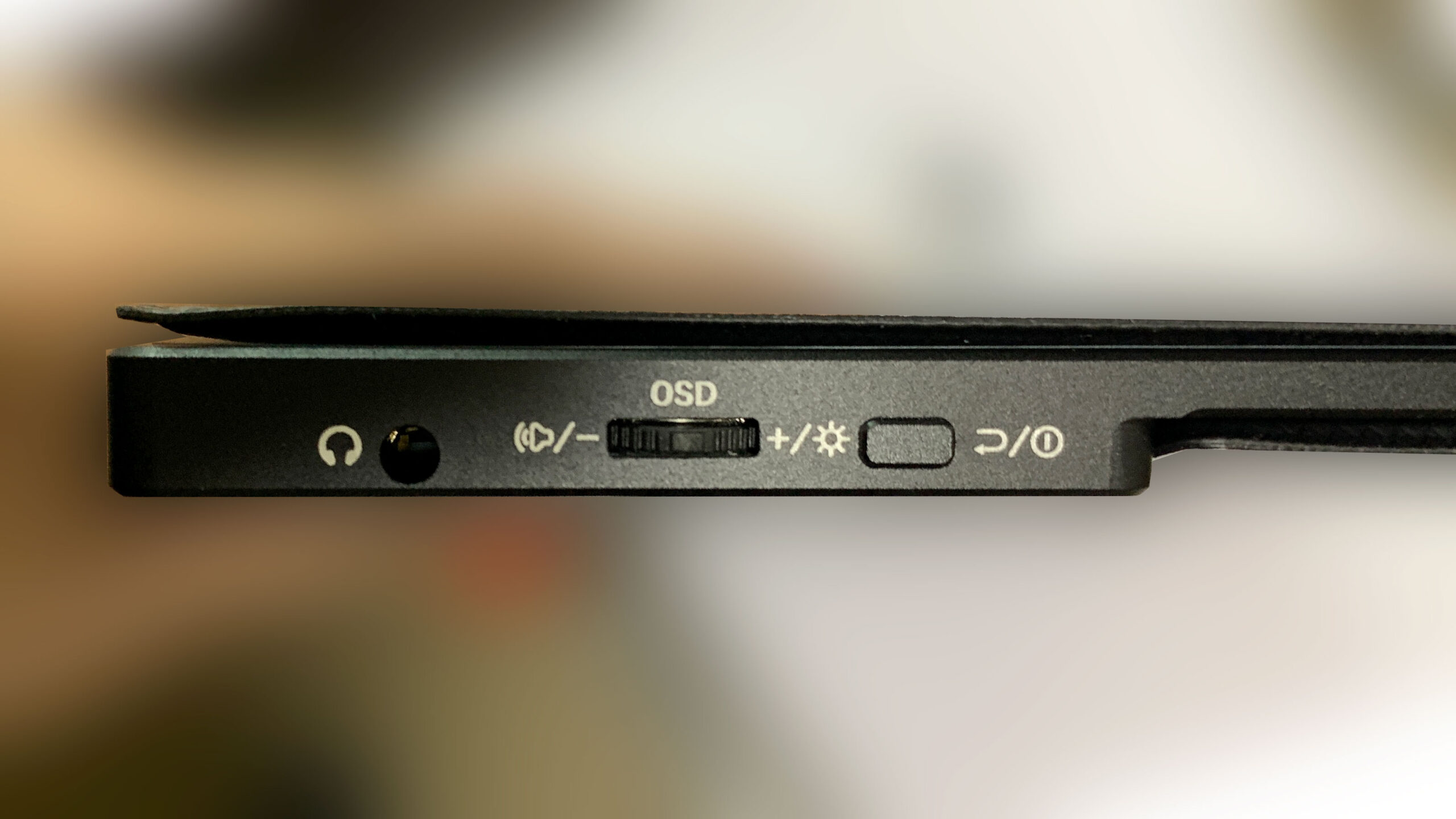 モバイルモニター kksmart NK-16 X レビュー | こたらぼ