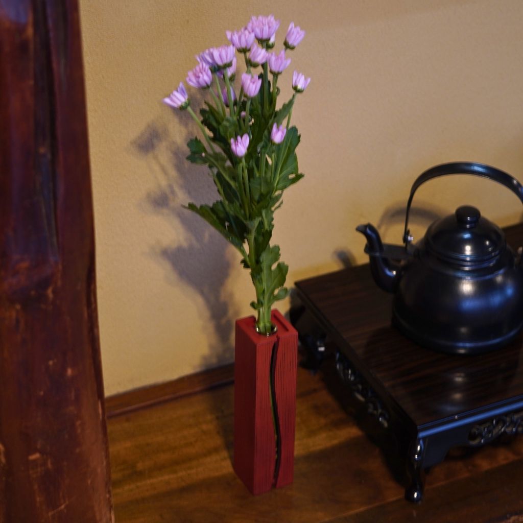 漆塗り 一輪挿し ライン花生 根来 – 漆器 高翆