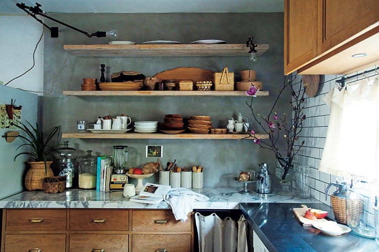 大人のキッチンリノベーション モデル・雅姫さん】一年かけて少しずつ