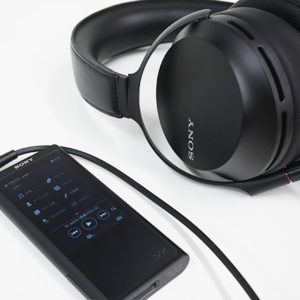 低域から100kHzの超高域まで再現する高音質と快適な装着性を兼ね備えた