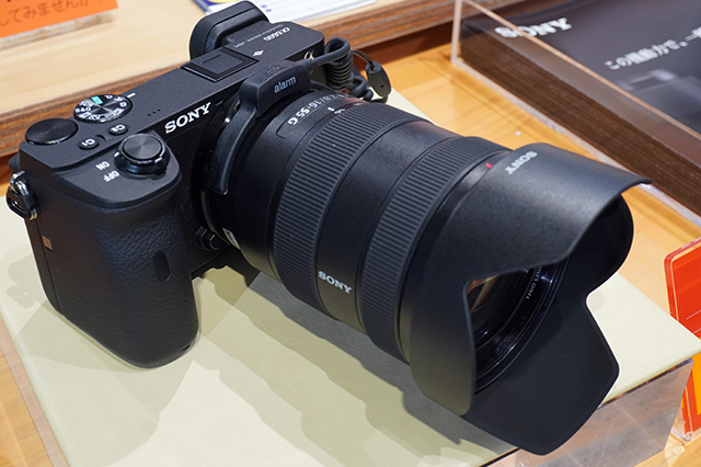 APS-Cミラーレス一眼カメラ「α6600」をソニーストアで触ってきた