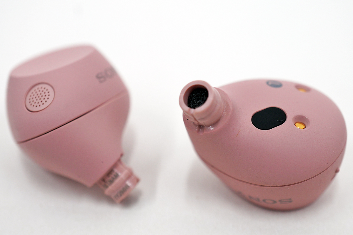 ワイヤレスノイズキャンセリングステレオヘッドセット「WF-C710N」実機