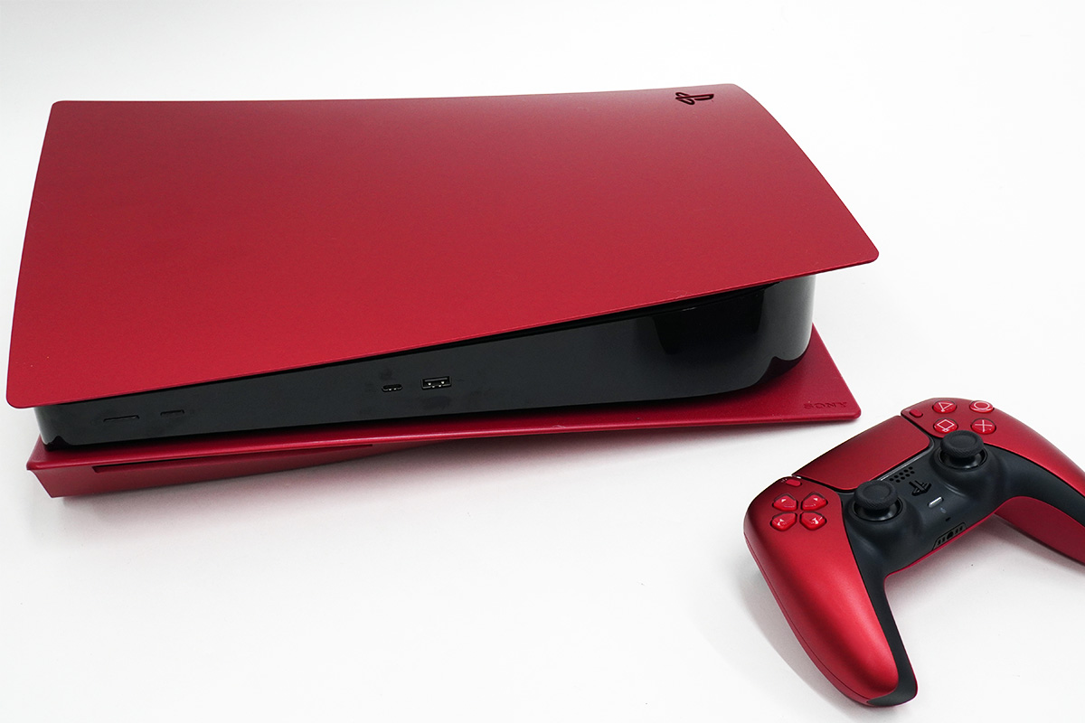 新型PlayStation5用本体カバー「ヴォルカニックレッド」外観レビュー