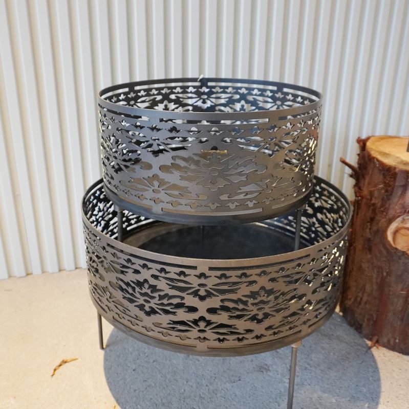 キャンプの焚火はおまかせを「sanzoku mountain」の‟mouncom” | 暮らし