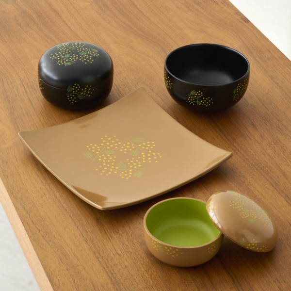 MIMOSA プレート(角皿) 黒/白 漆塗り | 漆器の井助 | 京ものさんぽ