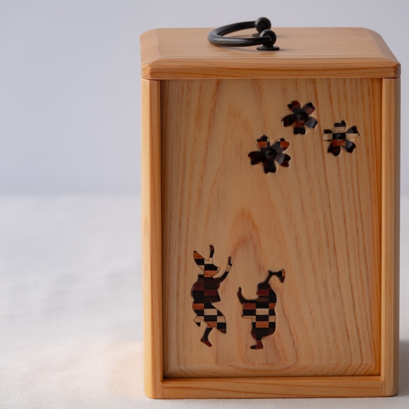 寄木阿波踊り柄入り遊山箱（ひのき） | Lacycle mall（ラシクルモール）