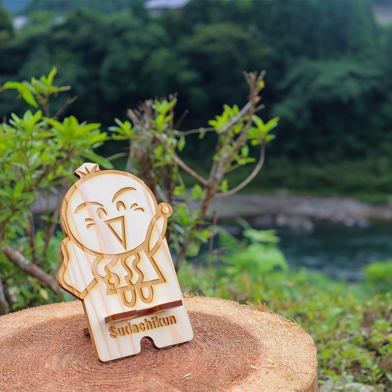 木頭杉のスマホスタンド すだちくんVer. | Lacycle mall（ラシクルモール）