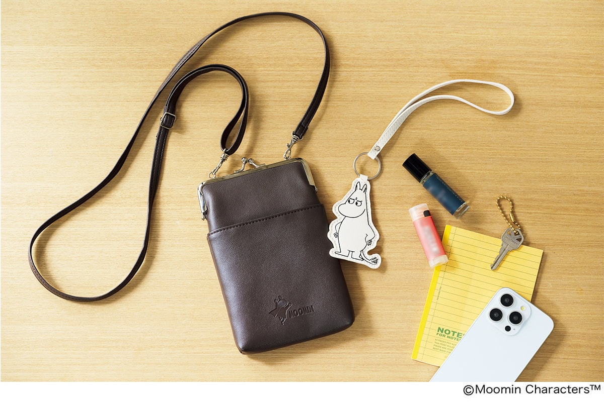 リンネル2025年12月号「ムーミン」の豪華付録「ジップポケット付き