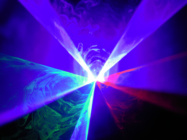 超小型で設置場所を選びません！650mwRGBカラーレーザーライト、超格安