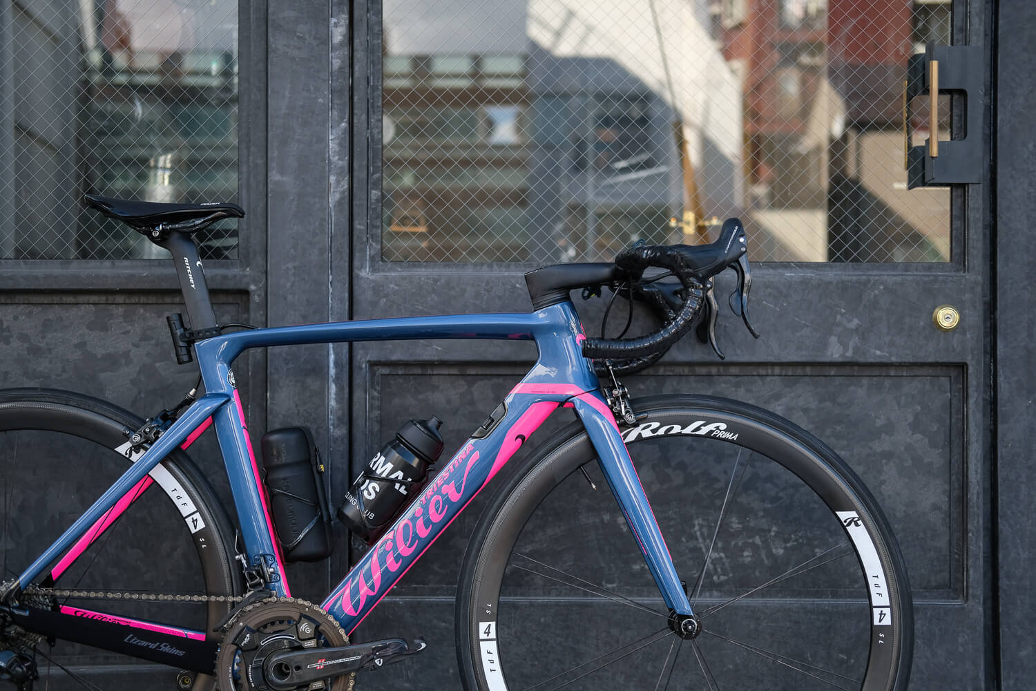 S-Works POWER vs POWER ARC サドル比較レビュー - LOVE CYCLIST