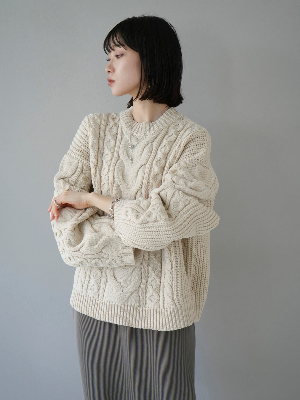 予約]ミックスケーブルポリエステルニットプルオーバー/アイボリー