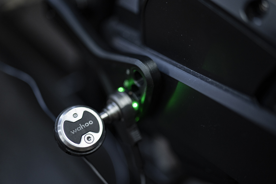 Wahoo】トライアスリート待望のペダル一体型パワーメーター誕生