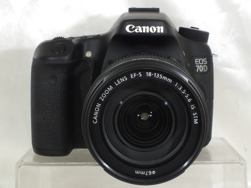 Canon(キヤノン) EOS70D EF-S18-135mmF3.5-5.6 IS STM セット | 新宿の