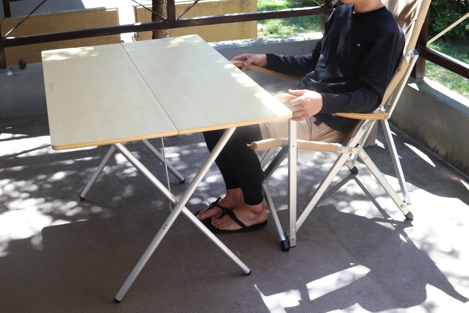 Onway コンフォートチェア2レビュー。抜群の安定感、シンプルで上質な