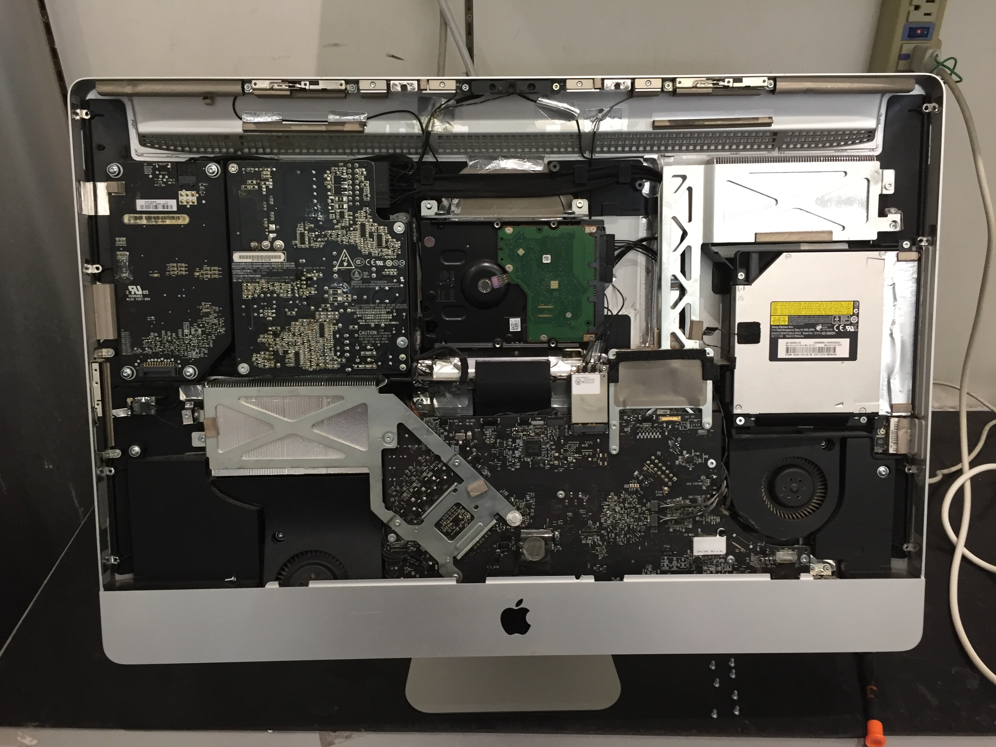 動作が遅い iMac 27inch Mid2011をSSDへ換装しました | Mac修理アースト