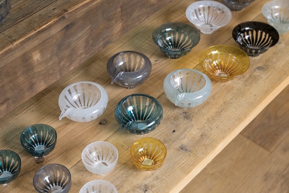 うつわディクショナリー#34 懐かしくてやさしい、花岡央さんのうつわ