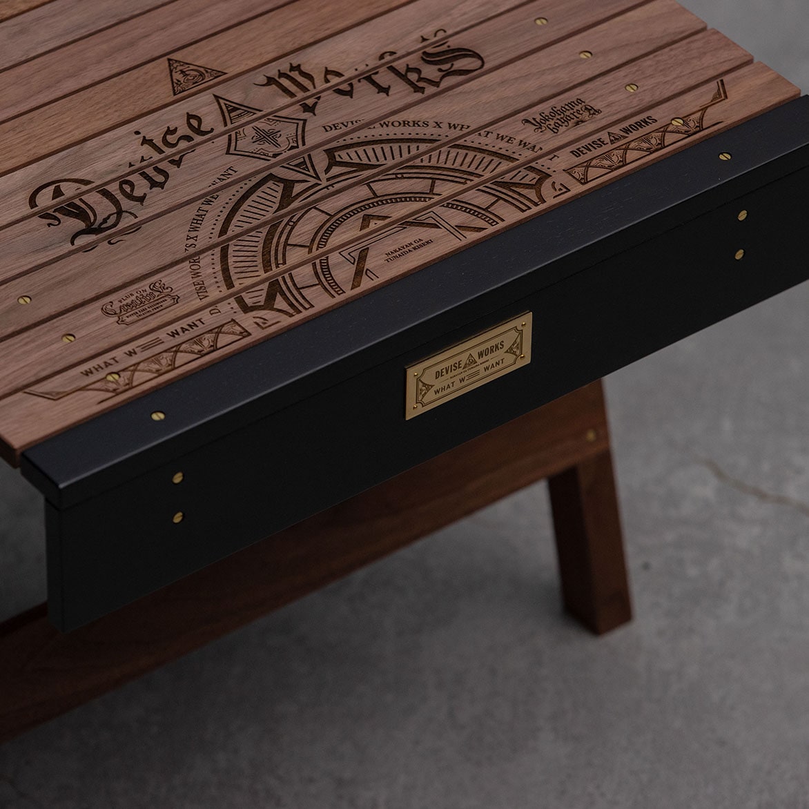 EXTENMON TABLE | DEVISE WORKS | キャンプ用品