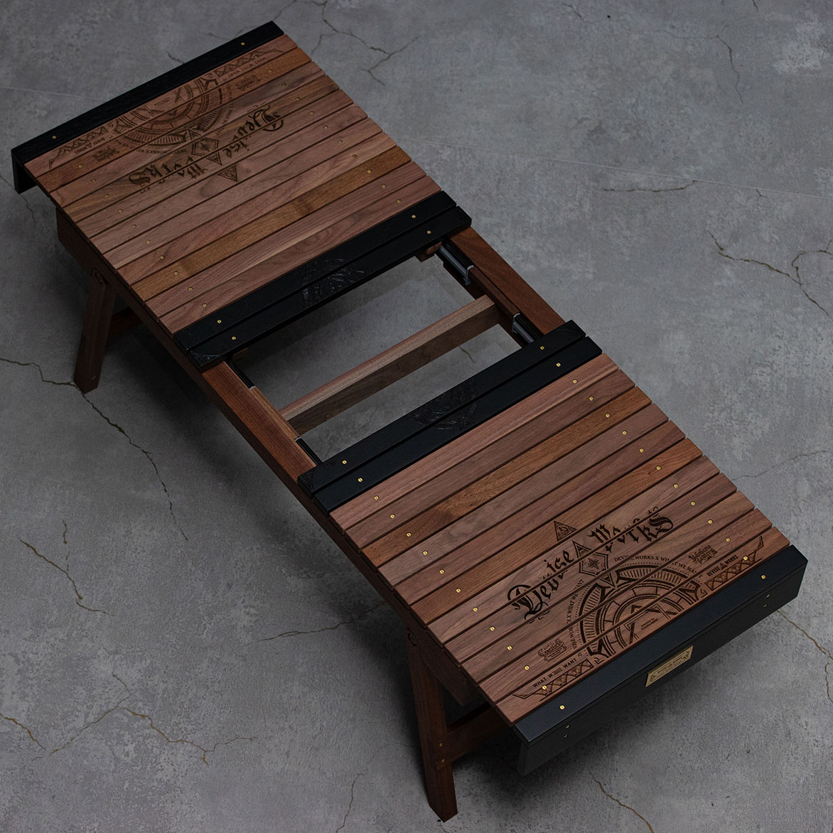 EXTENMON TABLE | DEVISE WORKS | キャンプ用品