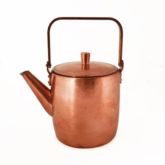 受注生産】打出し銅器 縦長型やかん | 食,調理道具,鍋・フライパン