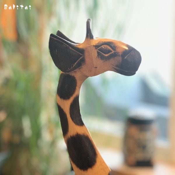 キリンのオブジェ【H80cm】 木彫りのキリン キリンの置物／アジアン