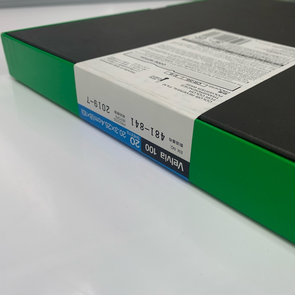 有効期限切れ未使用品 FUJIFILM Velvia100 フジフイルム フジクローム