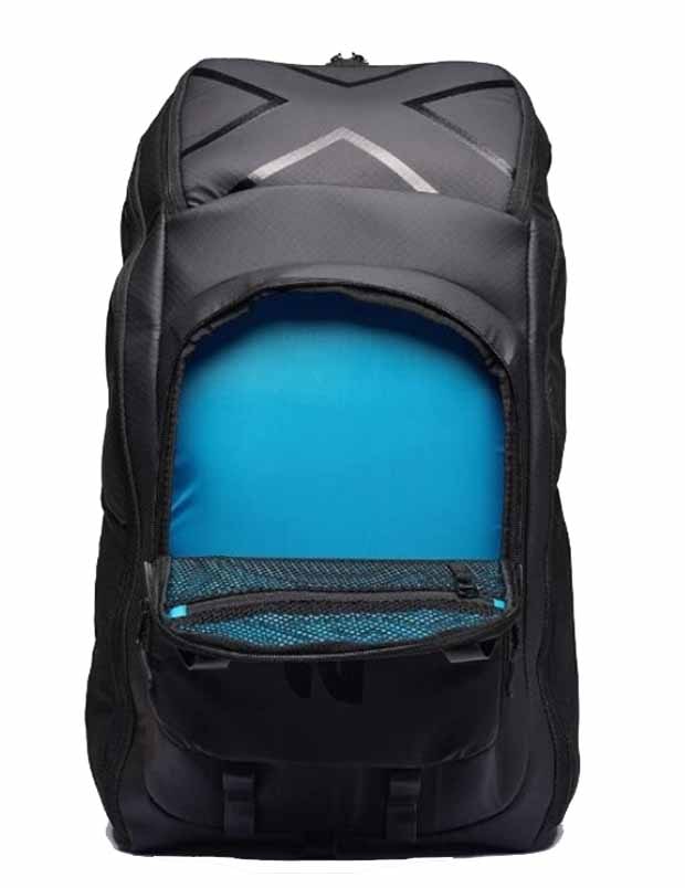 送料無料 大会会場への移動に 2XU トランジション バッグ Transition