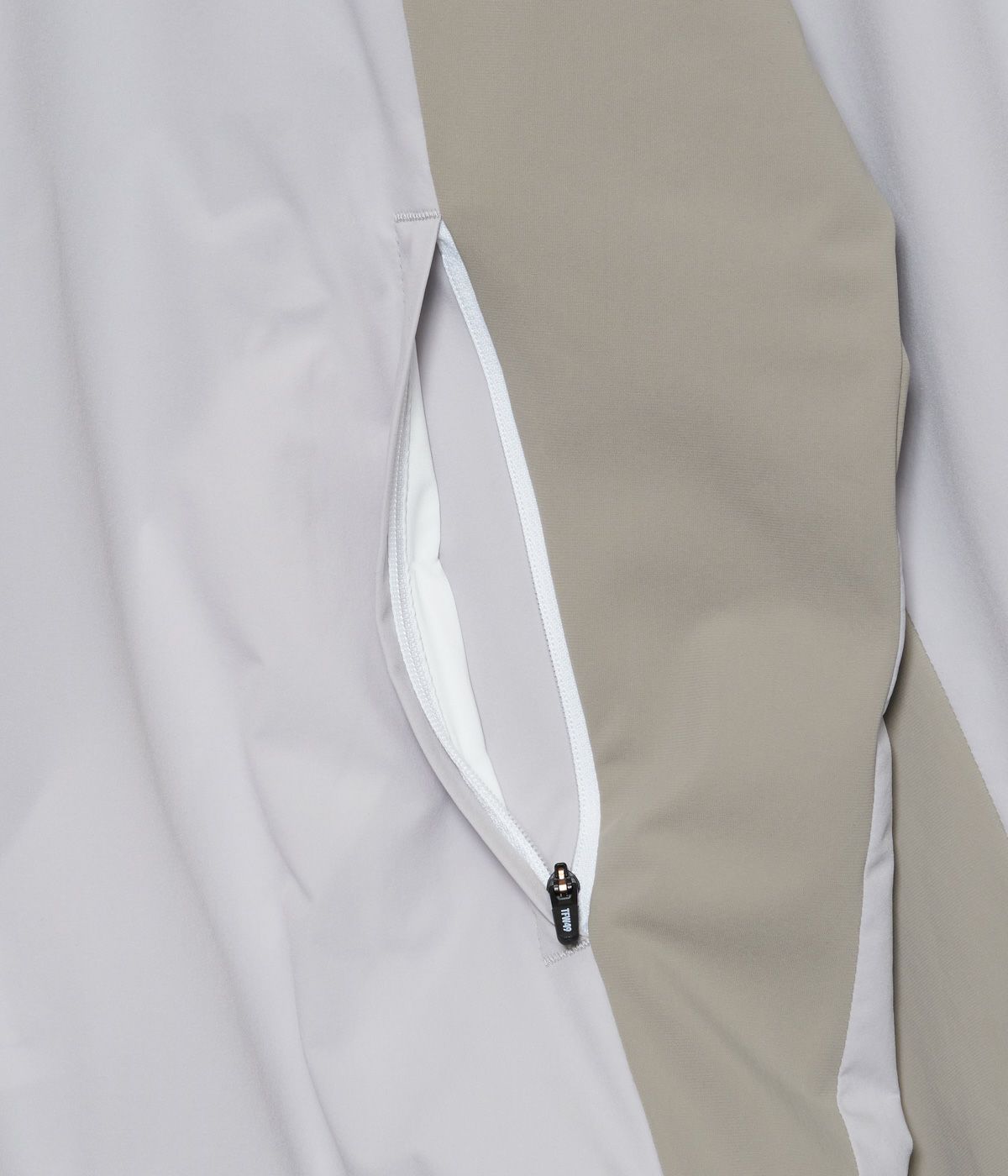 TFW49 / T042520025 / SIDE PANEL SHELL PULL OVER (3色) | BRAND