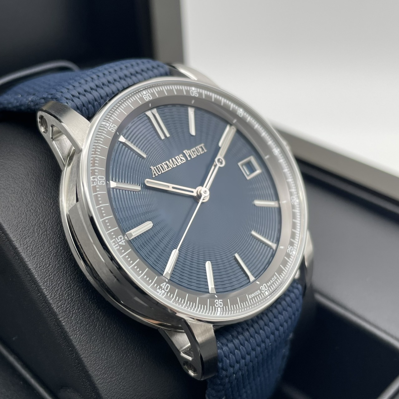 オーデマピゲ CODE11.59 15210ST.OO.A348KB.01 ブルー ステンレス