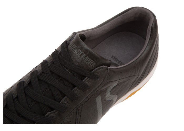 割引セール 20％OFF】LUZeSOMBRA/ルースイソンブラ フットサルシューズ