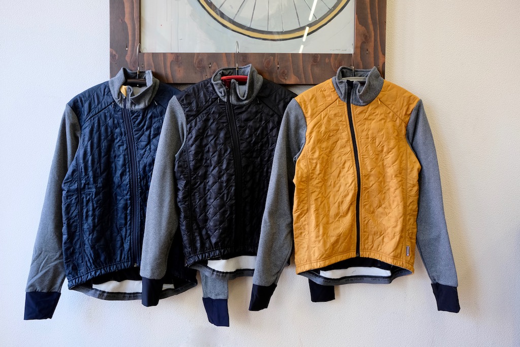 シリアスにもカジュアルにも、行き先を問わず使える冬の定番Cafe Du