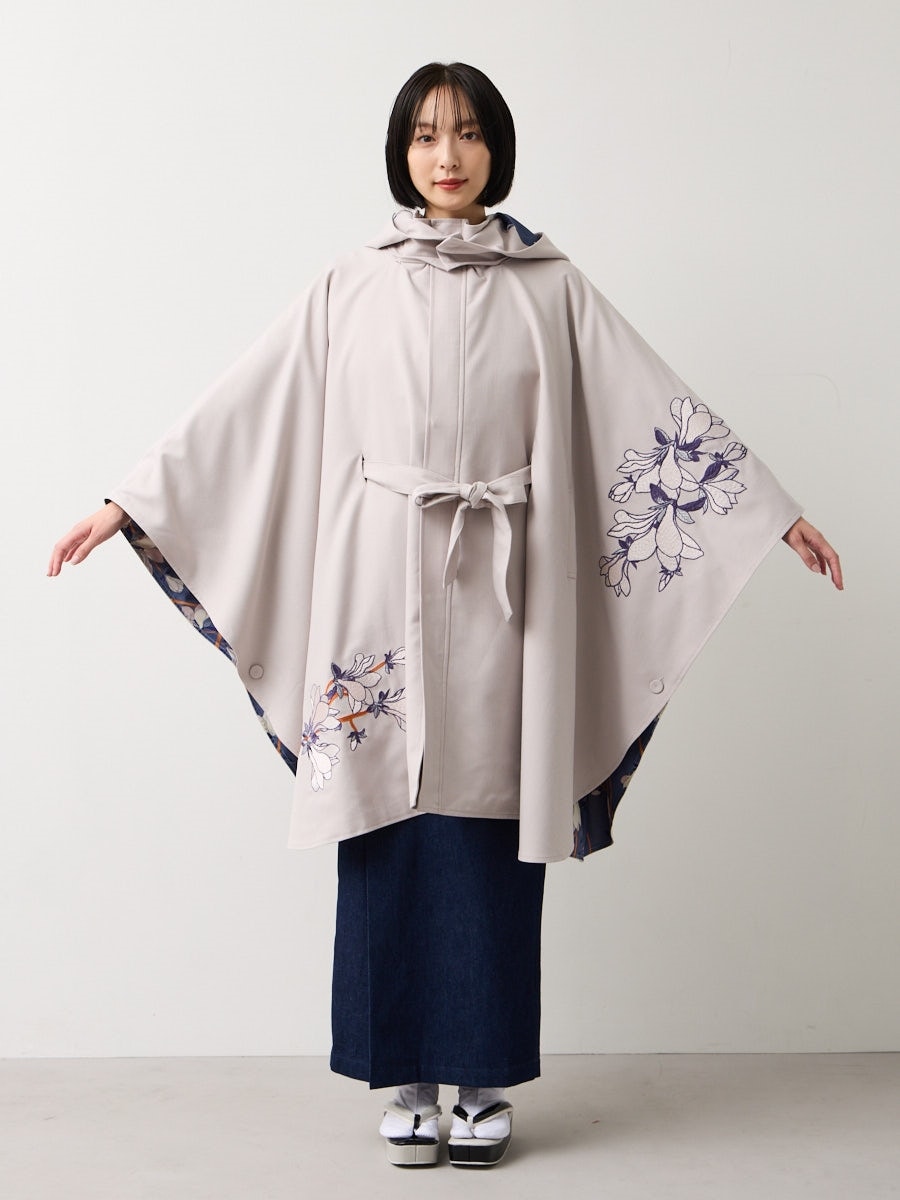 期間限定値下】着物ベルベットケープ（白椿の刺繍） 東京レトロ 白椿柄