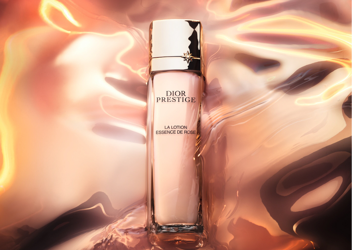 ディオール」“プレステージ”の目元用クリームと高保湿化粧水が新発売