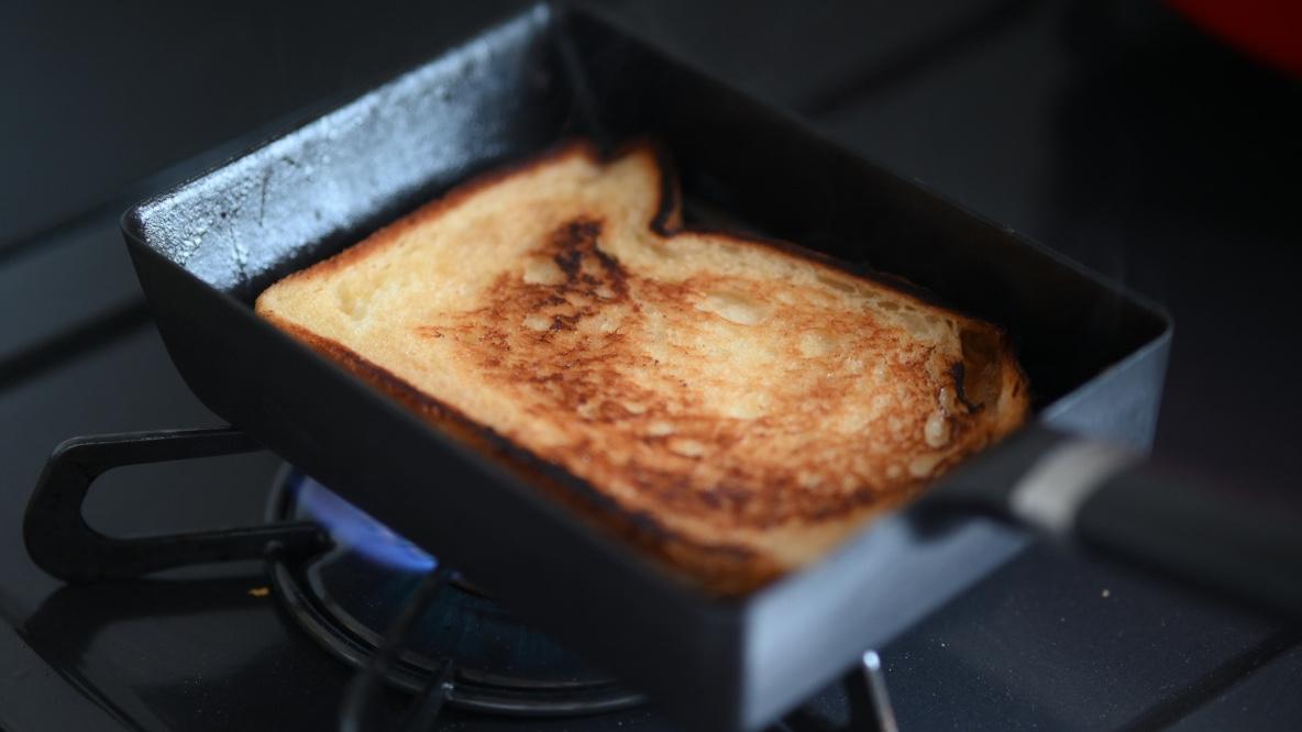 バーミキュラの「エッグ＆トーストパン」で作る「至高のトースト」が