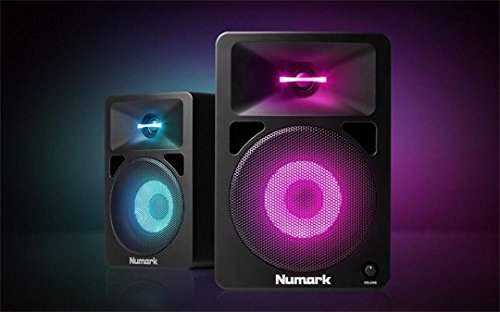 Amazon | Numark アンプ内蔵 DJモニタースピーカー LEDの光がビートで