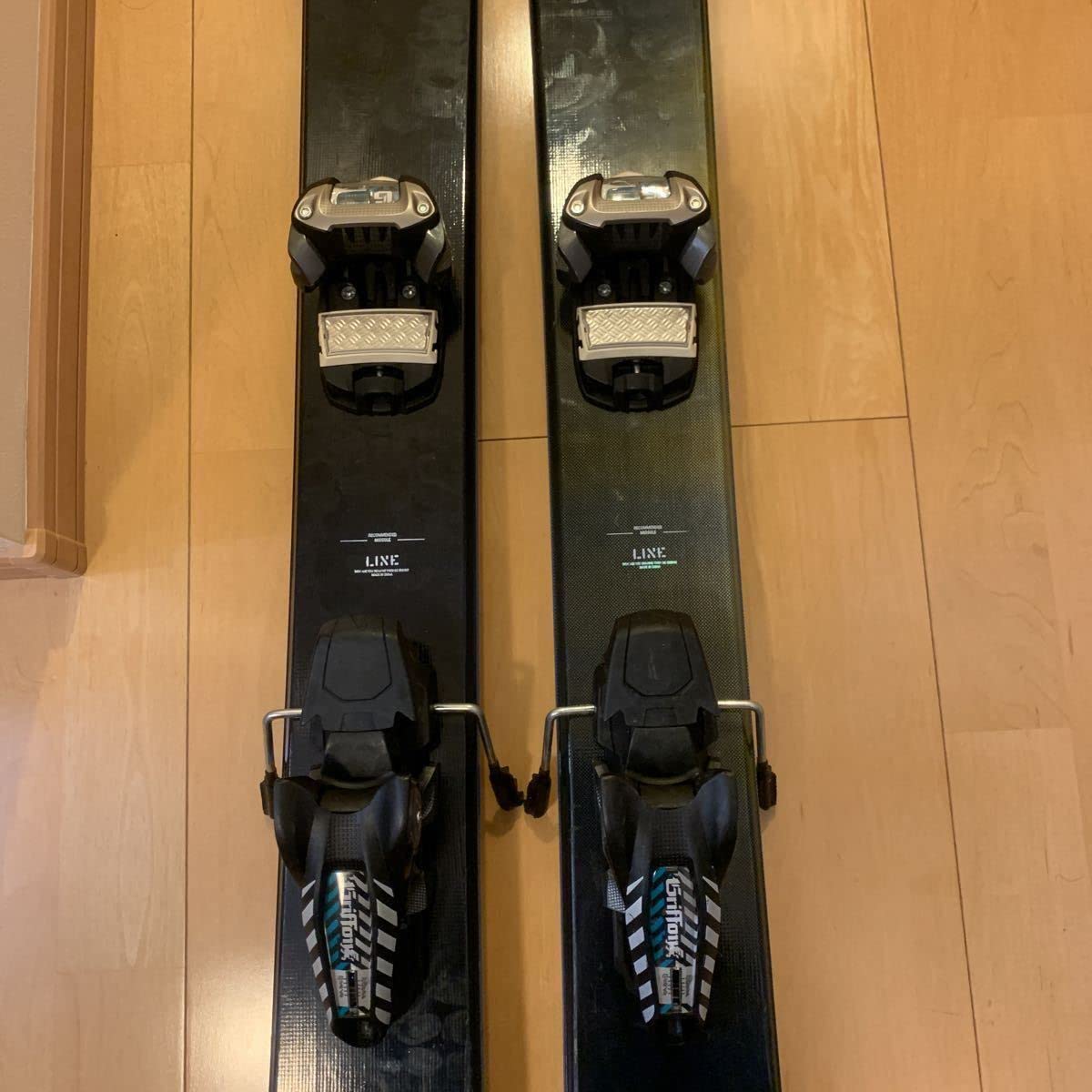 Amazon.co.jp: LINE SICK DAY 110 186cm ライン シックデー パウダー