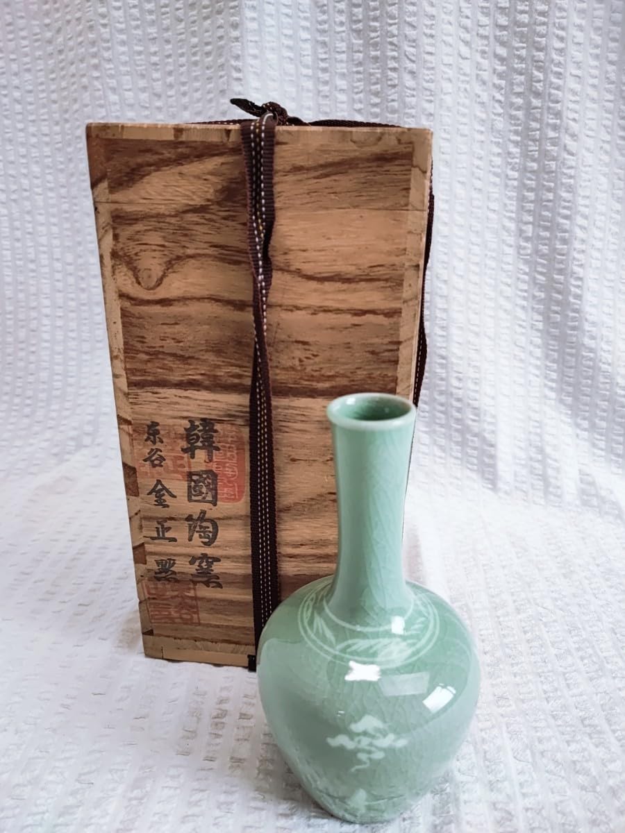 韓国磁器花瓶 慶尚北道 青松窯 共箱付き 管mpr 【公式通販】