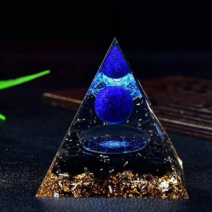 Amazon.co.jp: 天然水晶 クリスタル 三角型 ピラミッド さざれ石 浄化